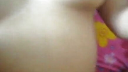 ভেনিস-একজন পেশাদার বাংলাদেশী সেক্সি ভিডিও গান বড় বয়সের বি পক্ষের কল