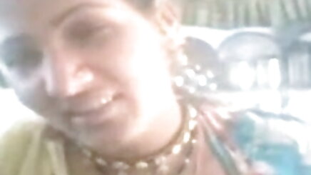 কাজের মেয়ে বাংলা সেক্সি চুদাচুদি