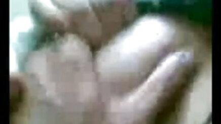 ইয়াং লারা ভাগ্যবান নিরাপত্তা বাংলা সেক্সি ভিডিও এইচডি রক্ষী দ্বারা সমালোচিত ভক্তদের